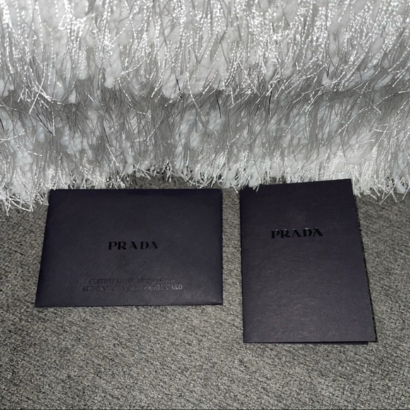 New Authentic Prada Logo Camera Bag Crossbody - Picture 12 of 14